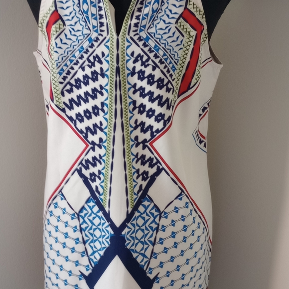Venus Dress Sz S Geo Print - Picture 8 of 9